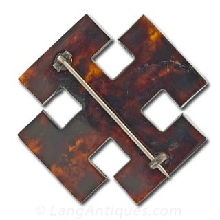 Tortoiseshell Pique Pin