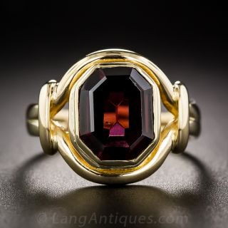 Unisex 18 Karat Gold Garnet Ring
