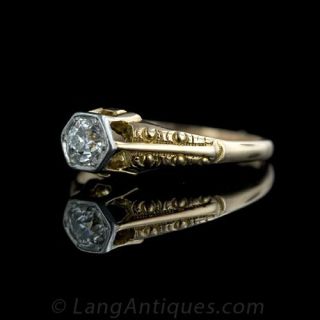 Unusual Art Deco Two Tone Diamond Solitaire