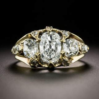Victorian 1.03 Carat Antique Cushion-Cut Diamond Three-Stone Ring - GIA G VS2 - 1