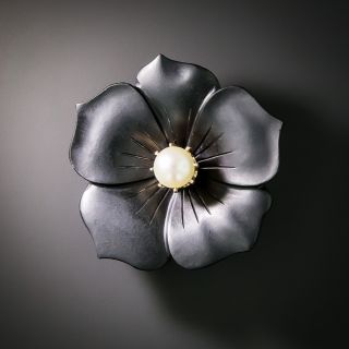 Victorian Carved Black Onyx Flower with Pearl Brooch - 3