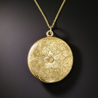 Victorian Engraved Round Locket Pendant - 2