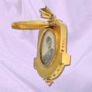 Victorian Floral Motif Locket