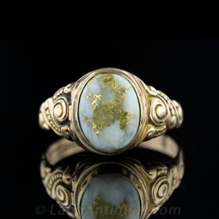Gold Quartz Poison Ring Main View