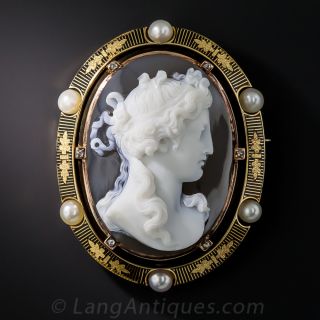 Victorian Hardstone Cameo Brooch with Pearls