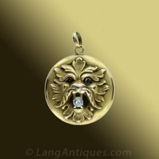 Victorian-Lion-Locket-Main-View