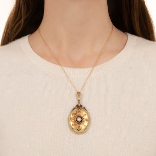 Victorian Locket with Freshwater Pearl
