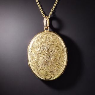 Victorian Oval Engraved Locket - 2