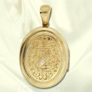 Victorian Oval Locket