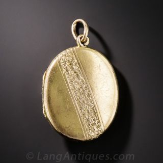 Victorian Oval Locket 