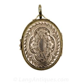 Victorian Oval Locket with Multiple Compartments
