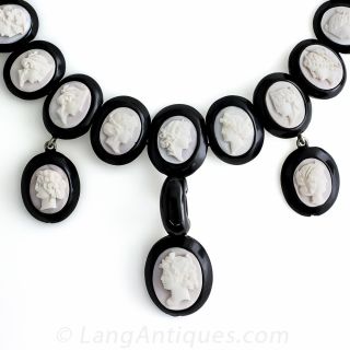 Victorian Queen Conch Cameo and Jet Necklace