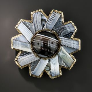 Victorian Scottish Agate Brooch 