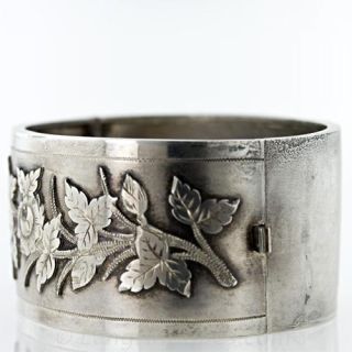 Victorian Silver Bangle, 1883-84