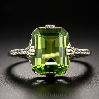 Vintage 18K White Gold and Peridot Ring