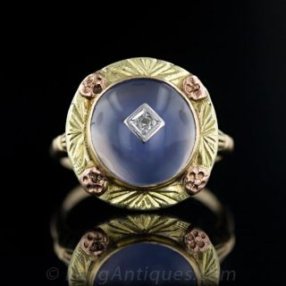 Vintage Chalcedony Four-Color Gold Ring