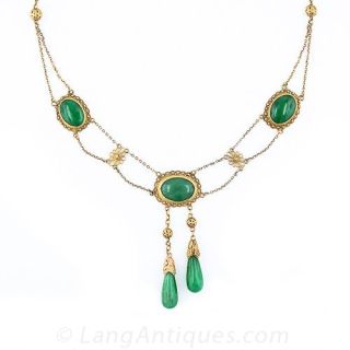 Vintage Chinese Jadeite Negligee Necklace