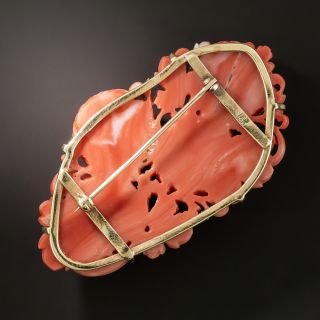 Vintage Coral Chrysanthemum Brooch
