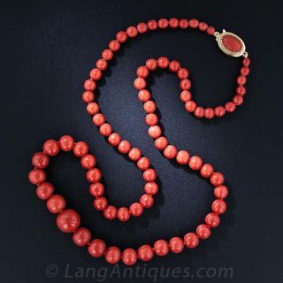 Vintage Graduated Coral Beaded Necklace