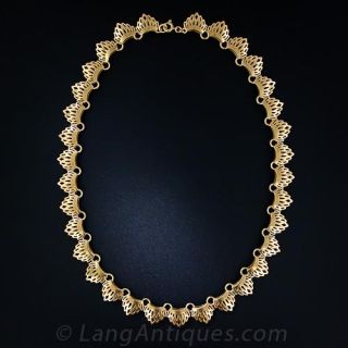 Vintage Openwork Scalloped Link Gold Necklace
