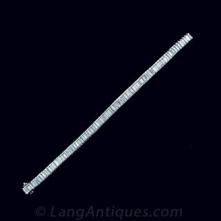 Vintage-Straight-Line-Baguette--Main-View