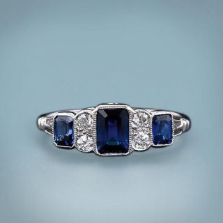 Vintage Style Sapphire and Diamond Ring