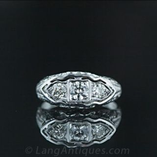 Vintage Three Stone Diamond Ring