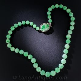 Graduated Jade Bead Necklace