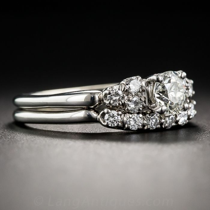 Locking engagement and wedding ring sales