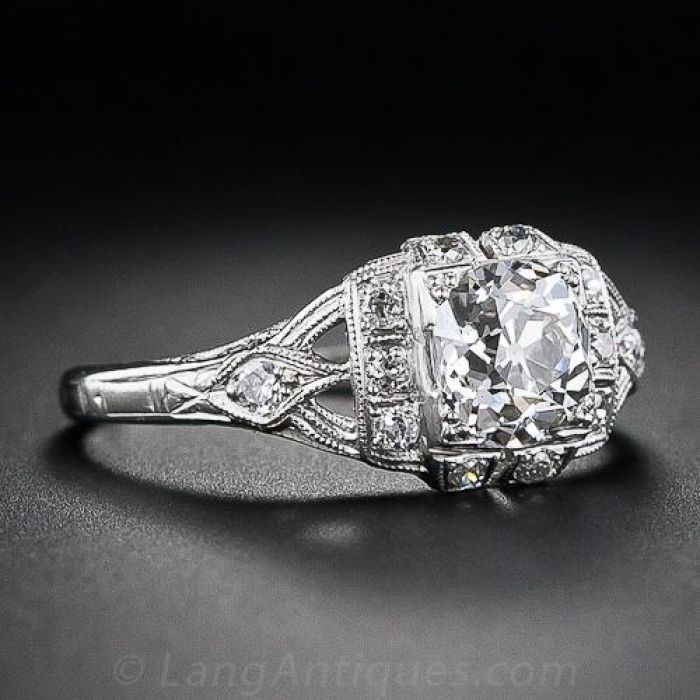 mineoLANGEラング 97 Carat Old Mine Cut Diamond Ring