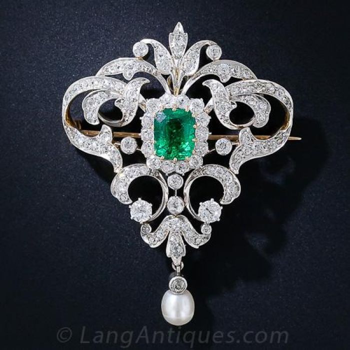 Emerald and diamond brooch discount