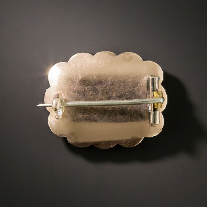 Mourning brooch with hair shop