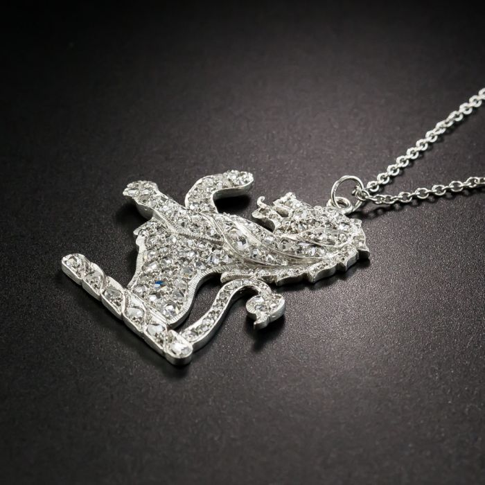 レザトレ　RAMPANT LION PENDANT Rampant Lion Pendant Diamond Accent .22 Carat tw 14K Gold