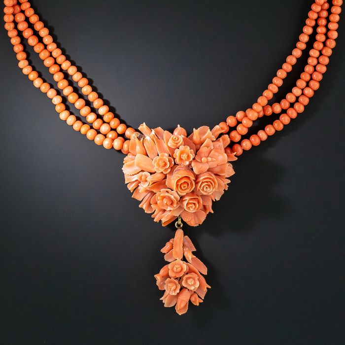 Coral flower necklace hotsell