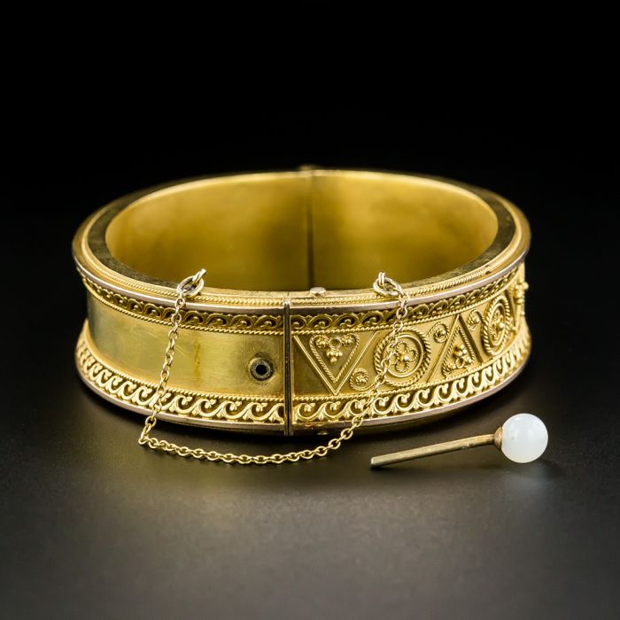 victorian-etruscan-revival-