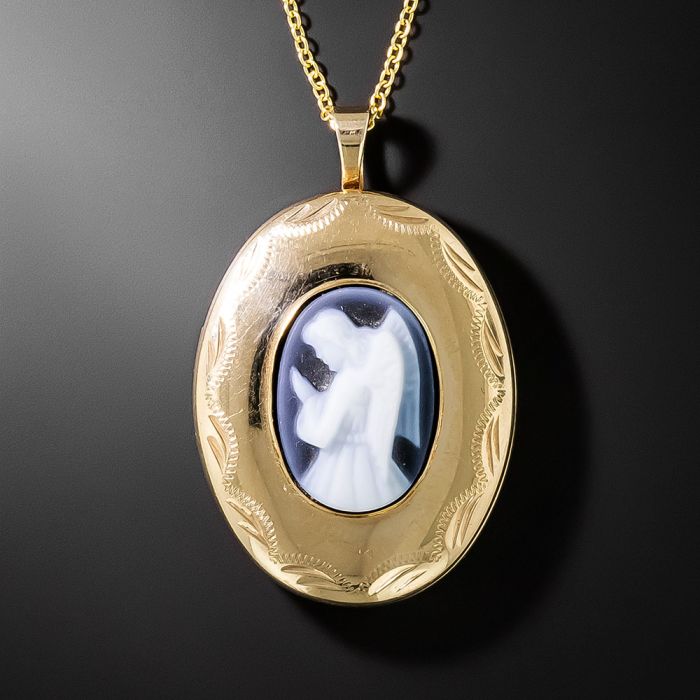 Victorian Hardstone Cameo Angel Pendant Locket