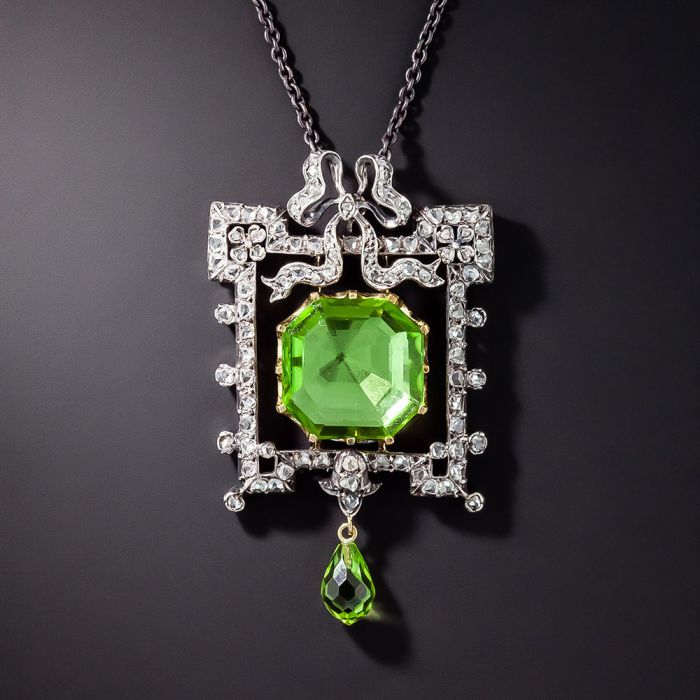 vintage ペンダント スクエア2213 （French Antique Cabochon Emerald 
