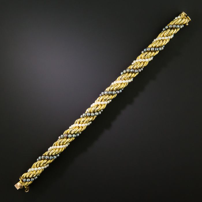 Vintage 1980s B&W Pearl Twist Rope Bracelet