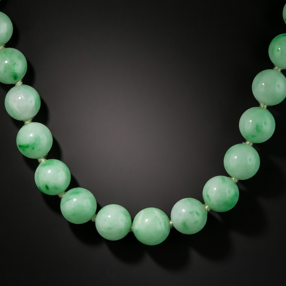 Mid-Century Graduated Jade Beads Necklace