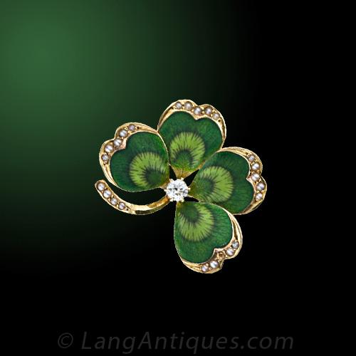 Four leaf clearance clover brooch