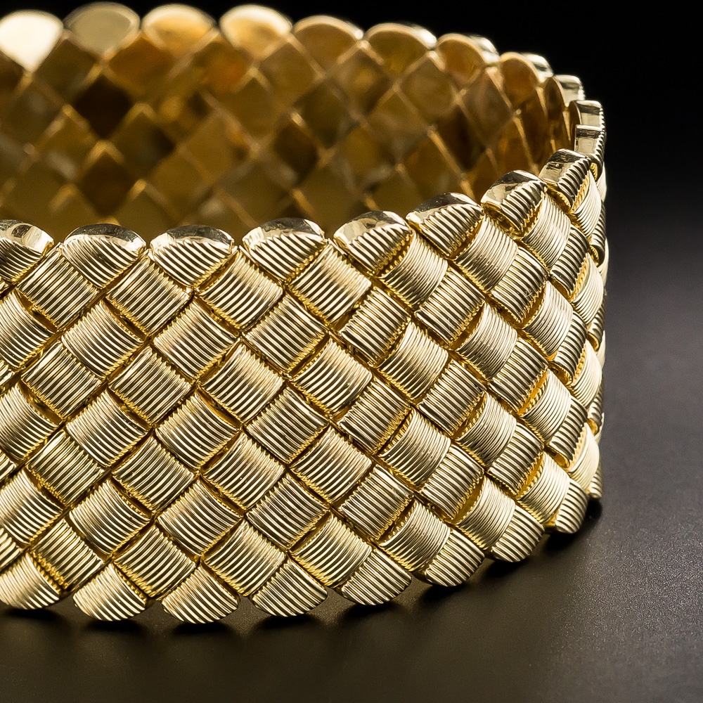 Details 79+ italian gold bracelets 18k latest