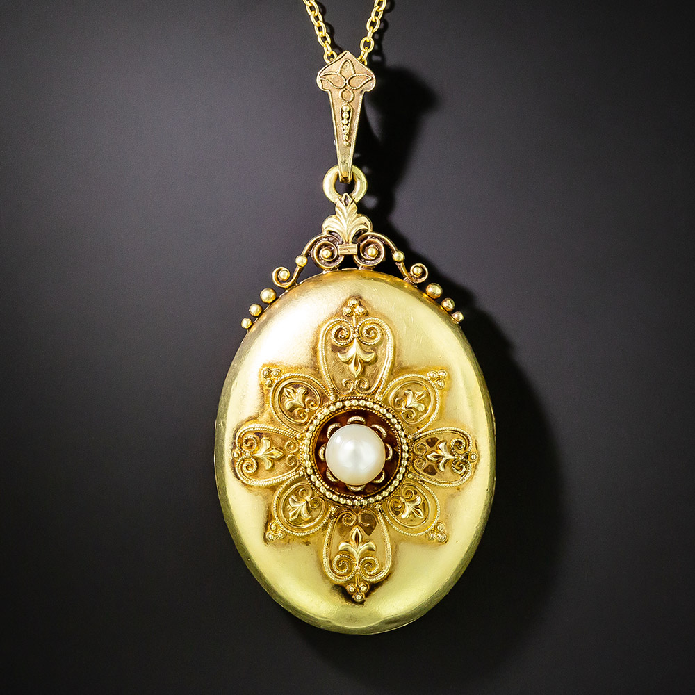 Victorian Locket with Freshwater Pearl