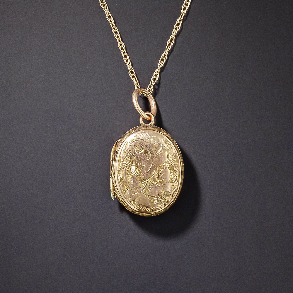 Victorian Petite Oval Engraved Locket