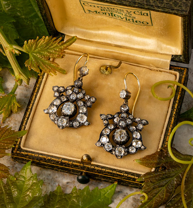 Lang Antique & Estate Jewelry