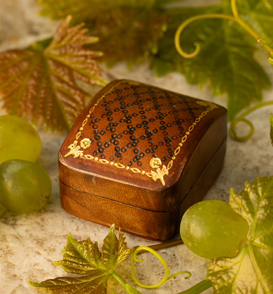 Lang Antique & Estate Jewelry