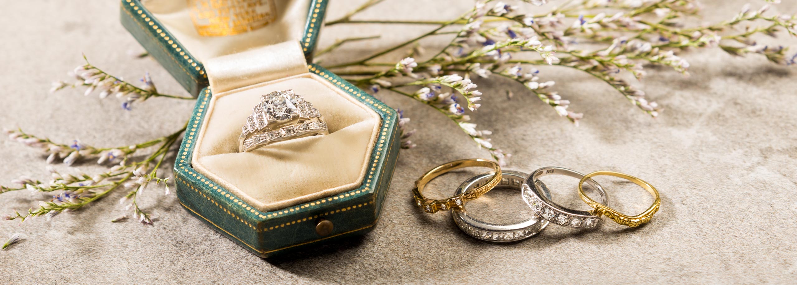 How to pair your wedding band